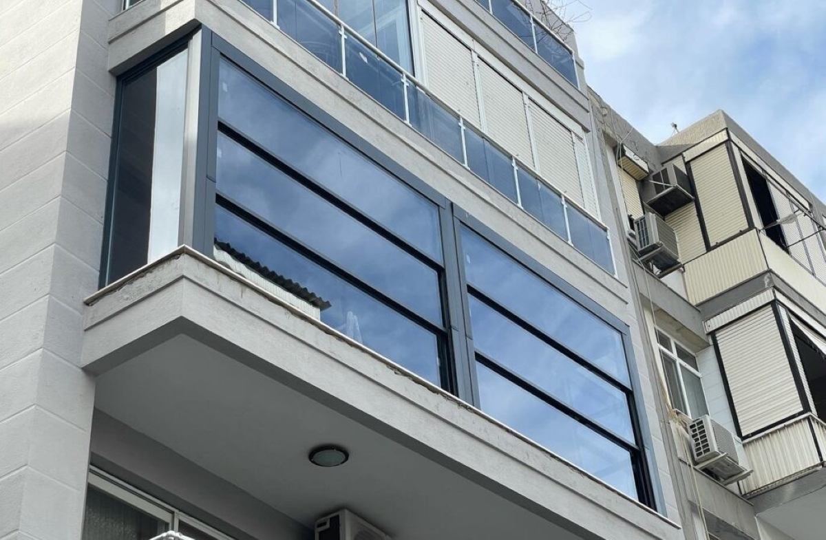 Balkon Giyotin Cam Sistemleri